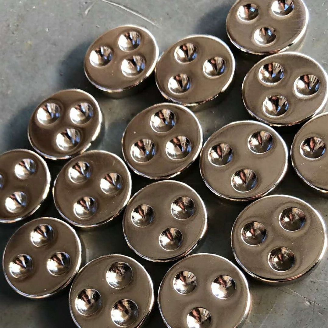 不銹鋼為什么不會被磁鐵吸起來